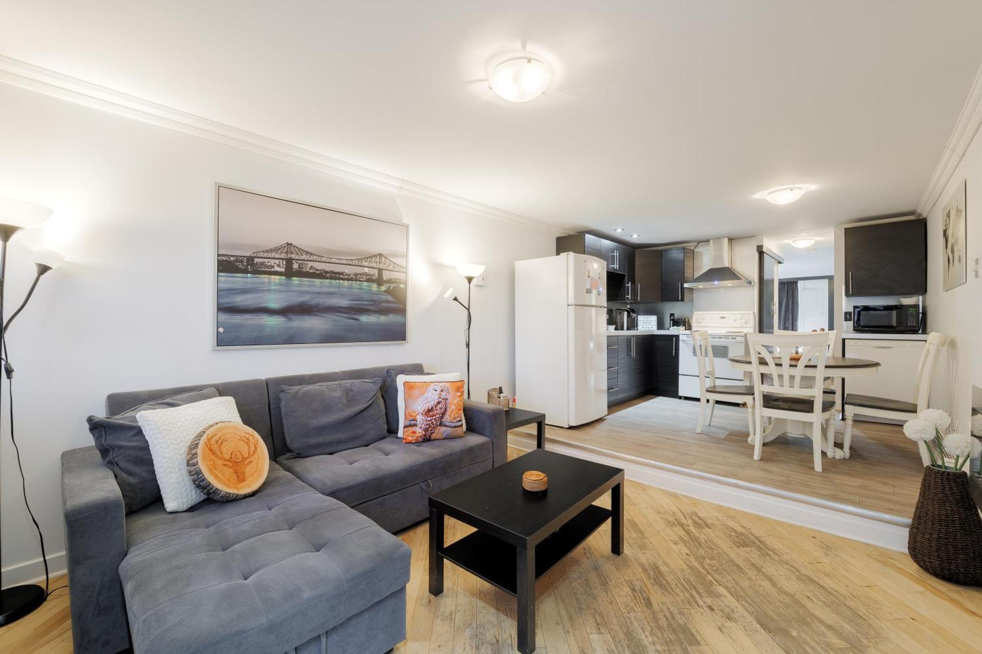 Апартаменты Chez Sarah: Montreal Themed Cozy Loft Экстерьер фото