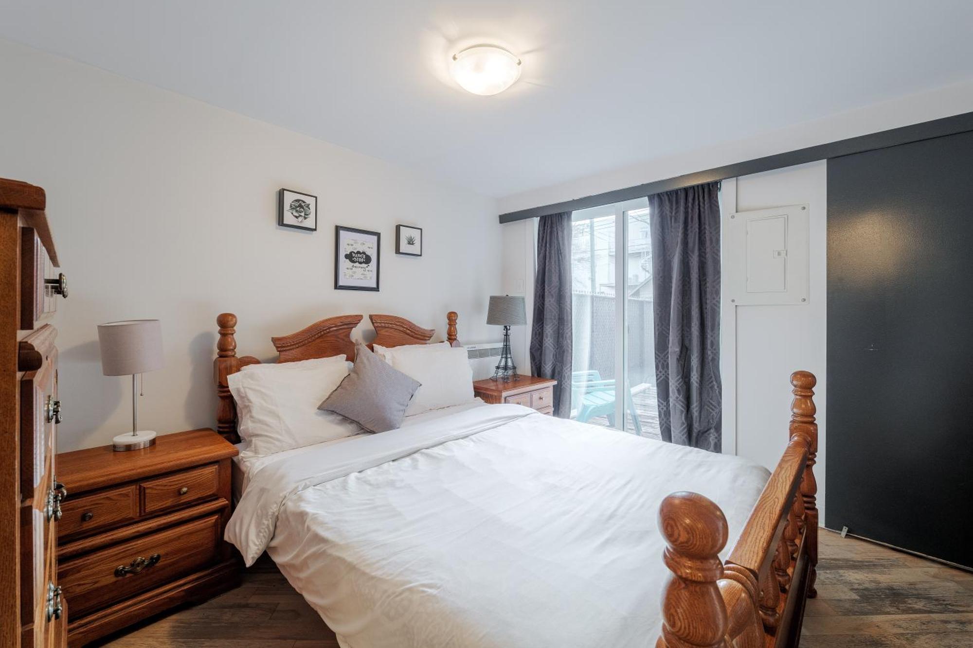 Апартаменты Chez Sarah: Montreal Themed Cozy Loft Экстерьер фото