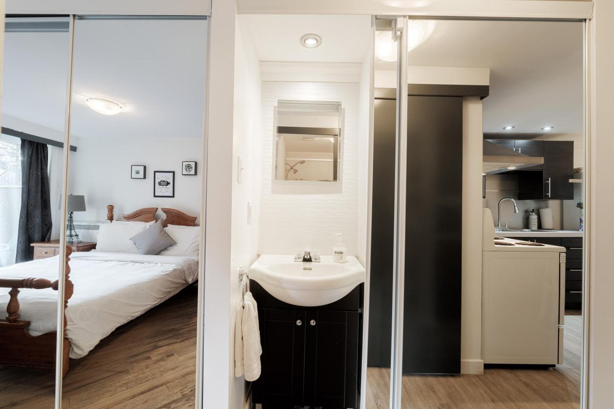 Апартаменты Chez Sarah: Montreal Themed Cozy Loft Экстерьер фото